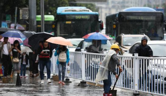 北京上午大部以分散性阵雨为主 傍晚降雨最强