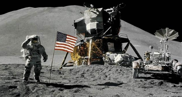 月球上没有发射架，宇航员如何返回地球
