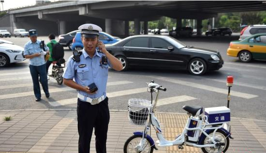 道路