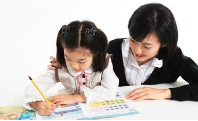 江苏为中小学生减负 不得将家庭作业变成家长作业