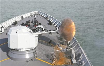 海军组织舰艇枪炮专业竞赛性考核 增加主炮对岸射击