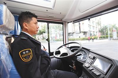 无人驾驶未入交通法规 深圳自动驾驶巴士存法律困境