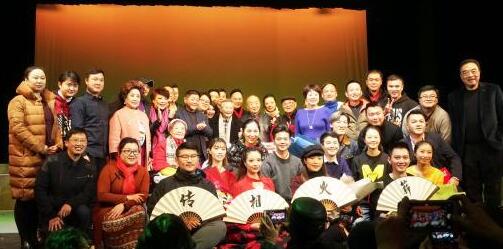 中国滑稽戏诞生110周年展演闭幕 “笑星”长辈亮相祝贺