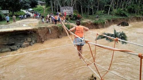 泰国南部洪涝灾害严重 29人遇难逾百万人受影响