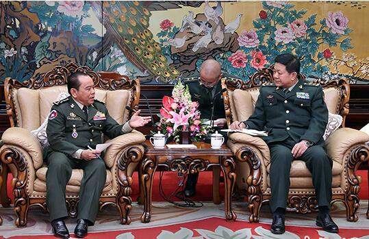 马宜明会见柬埔寨高级军官见学团