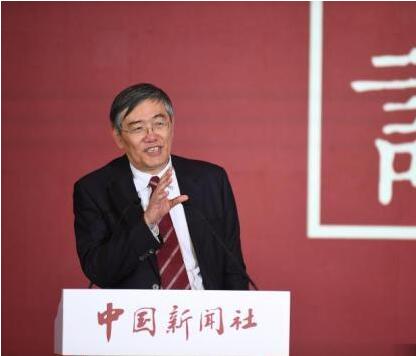 杨伟民谈高质量发展：必须摒弃过去那种赶超型经济模式