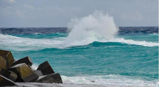 海南三沙“岛长制”保岛礁“水蓝、滩亮、岛美”