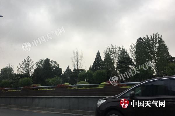 北京本周雨水高温交替出现 今明有雷雨炎热暂消