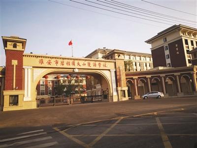 淮安一双语学校被搬空？教育局:合作双方解除协议