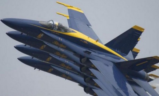 美海军表演队沿用“超级大黄蜂” 因换F-35C要花巨资