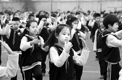 北京市朝阳区实验小学雄安校区，是北京市教育援助的首批4所学校之一，目前在校学生1950人。本报记者 戴冰摄 