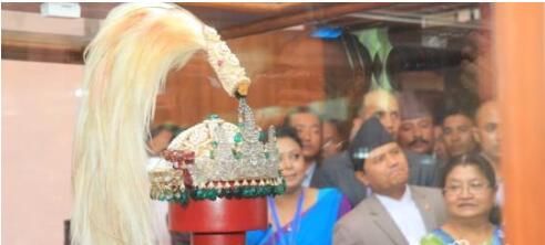 尼泊尔末代王朝国王王冠正式对外展出