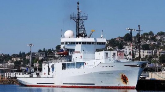 隶属美国海军的海洋研究船“汤普森”号。