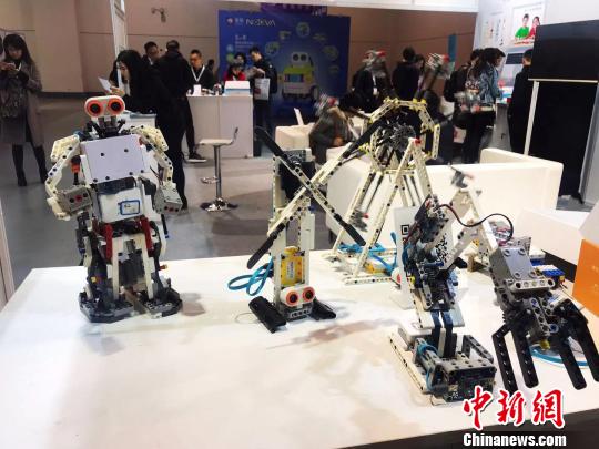 2018上海国际STEM科教产品博览会举行 创新成果集中亮相
