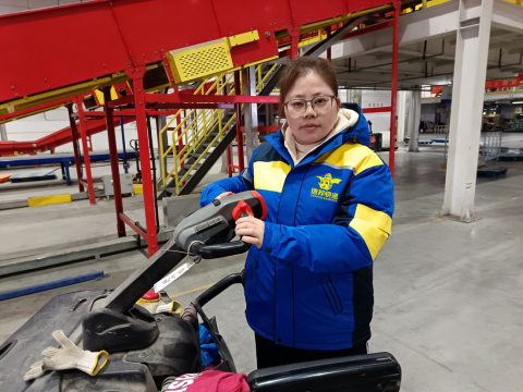 德邦快递里的“她力量”：在奔忙物流链路上书写专业与坚守